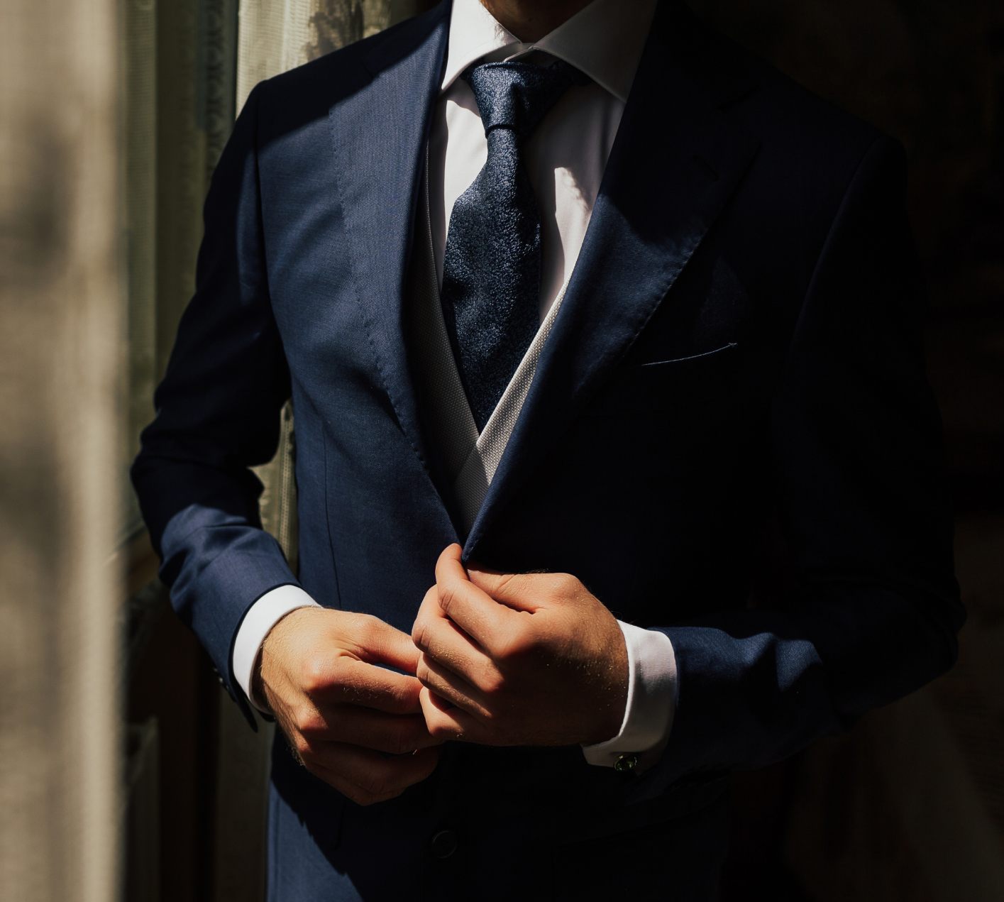 man suit and tie