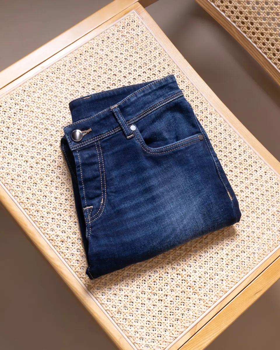 01-jean-indigo-cannage
